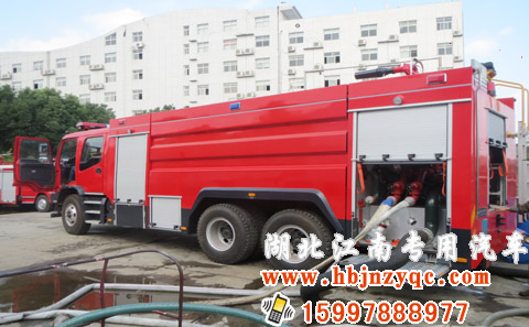 五十鈴11噸泡沫消防車